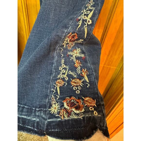 Machine Nouvelle Mode Flair Jeans with embroidered floral flowers SIZE 11 NEW - Picture 5 of 9